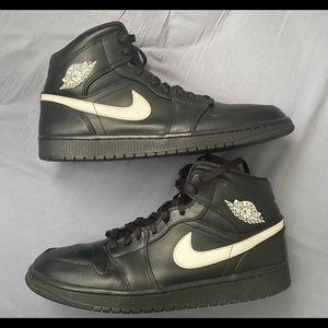 Jordan 1 mid speckle